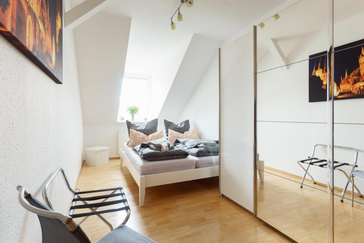Wohnung Mit Blick Auf Die Zitadelle Petersberg - 3 Zimmer Erfurt Exterior photo